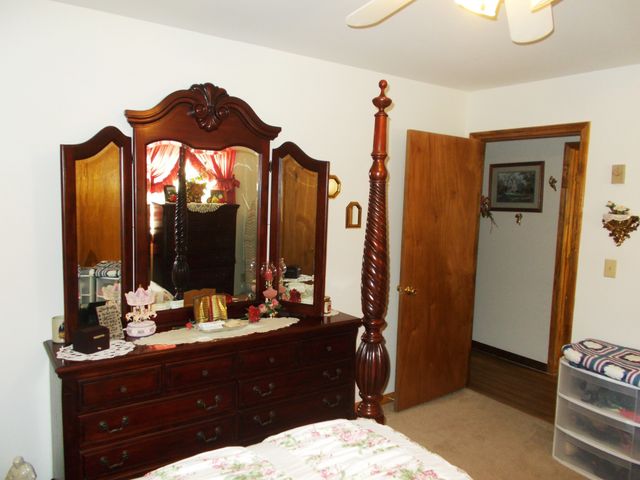 225 Cedar Hollow Dr, Camden, TN 38320