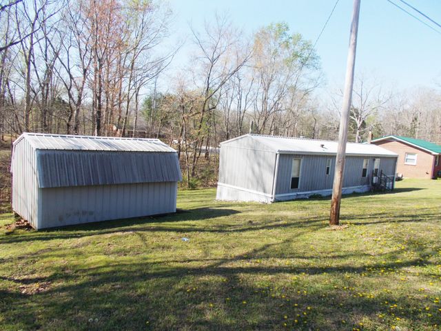 225 Cedar Hollow Dr, Camden, TN 38320