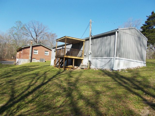 225 Cedar Hollow Dr, Camden, TN 38320