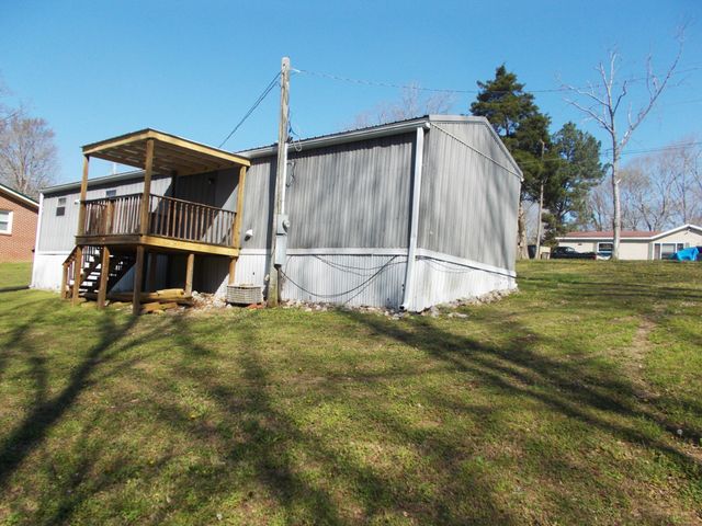 225 Cedar Hollow Dr, Camden, TN 38320