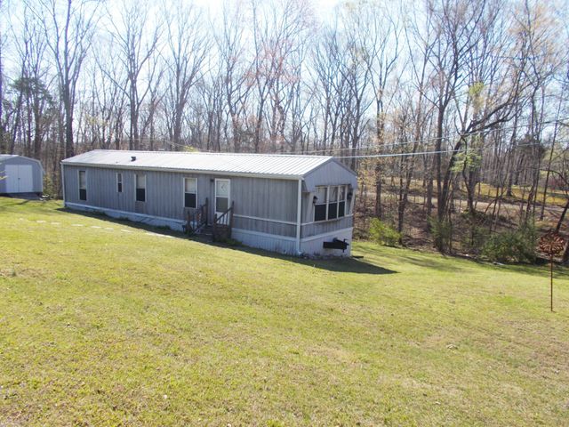 225 Cedar Hollow Dr, Camden, TN 38320