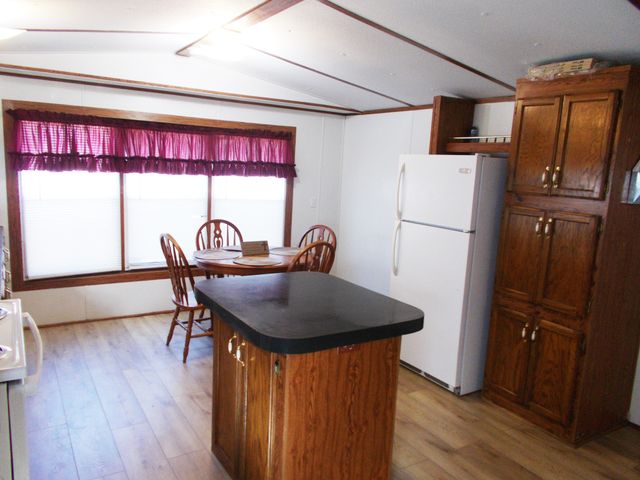 225 Cedar Hollow Dr, Camden, TN 38320