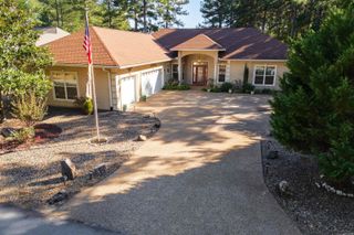 2 Elcano Drive, Hot Springs Village, AR 71909