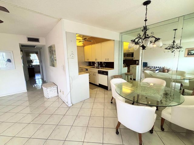 4015 Oakridge A 4015, Deerfield Beach, FL 33442