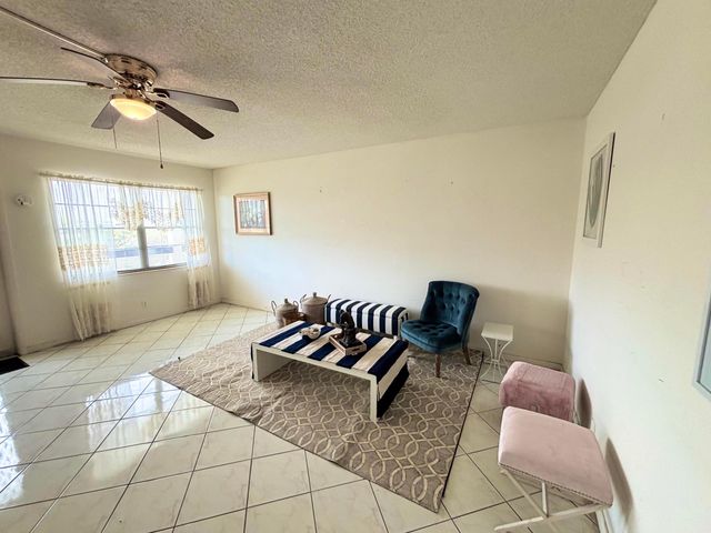 4015 Oakridge A 4015, Deerfield Beach, FL 33442