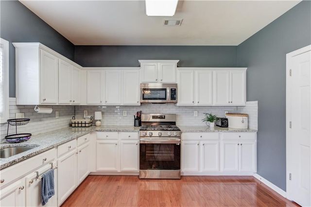 6145 Barker Landing, Sugar Hill, GA 30518