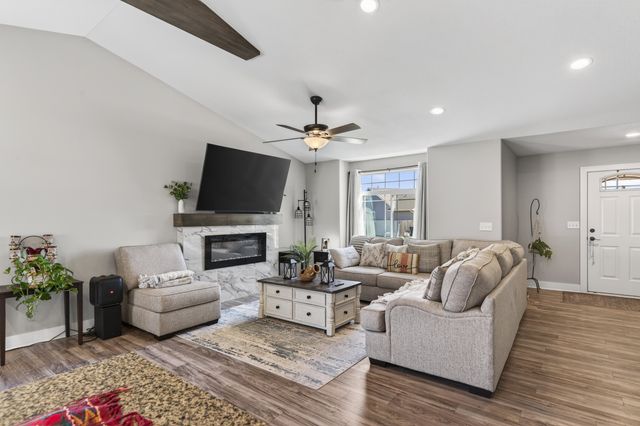 1634 S Smithmoor, Wichita, KS 67207