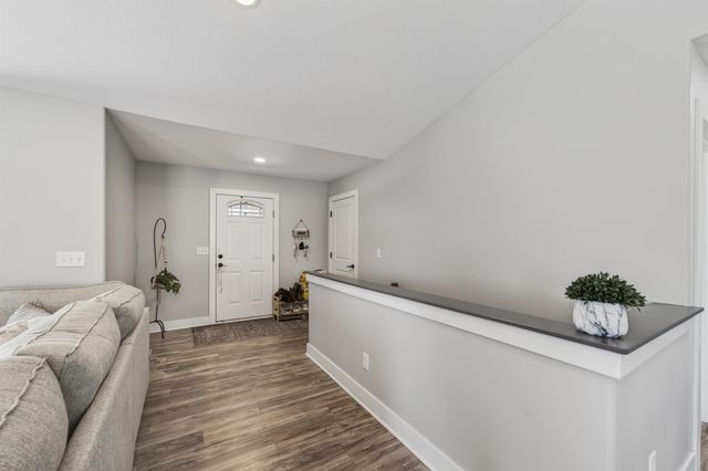 1634 S Smithmoor, Wichita, KS 67207