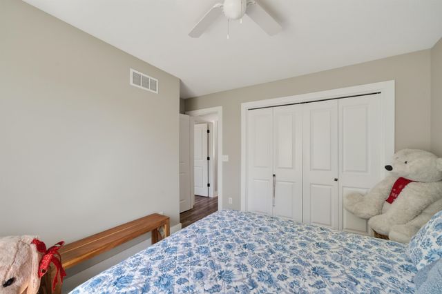 1634 S Smithmoor, Wichita, KS 67207
