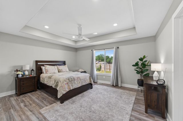 1634 S Smithmoor, Wichita, KS 67207
