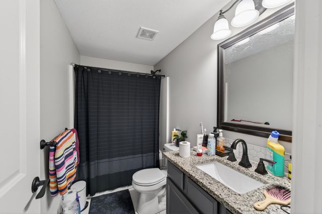 1634 S Smithmoor, Wichita, KS 67207