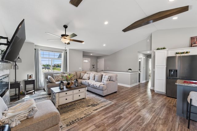 1634 S Smithmoor, Wichita, KS 67207