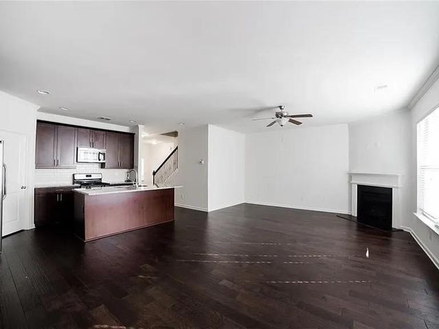 5570 Lightheart Court, Suwanee, GA 30024