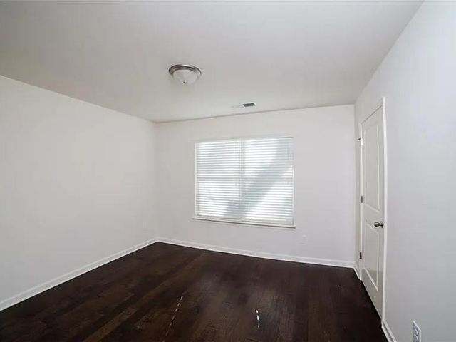 5570 Lightheart Court, Suwanee, GA 30024