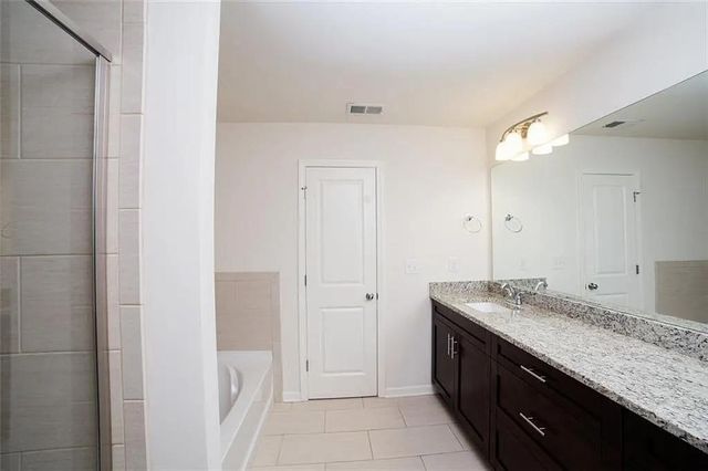 5570 Lightheart Court, Suwanee, GA 30024