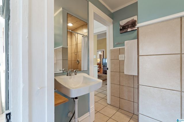 3811 4TH AVENUE S, Birmingham, AL 35222