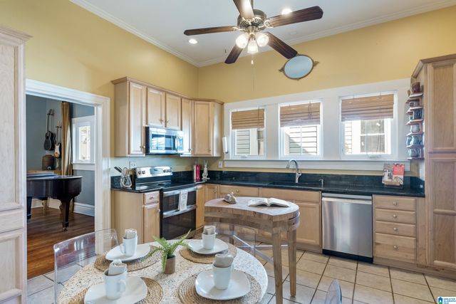 3811 4TH AVENUE S, Birmingham, AL 35222