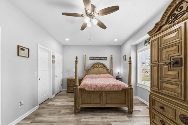 522 Springwater Dr, Summertown, TN 38483