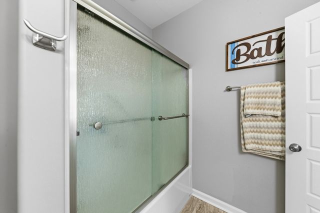 522 Springwater Dr, Summertown, TN 38483