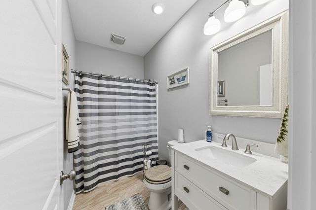 522 Springwater Dr, Summertown, TN 38483