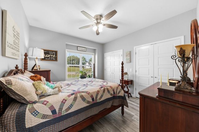 522 Springwater Dr, Summertown, TN 38483