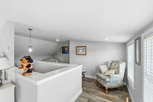 522 Springwater Dr, Summertown, TN 38483