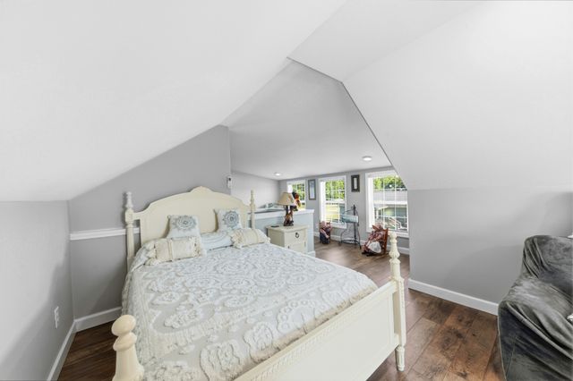 522 Springwater Dr, Summertown, TN 38483