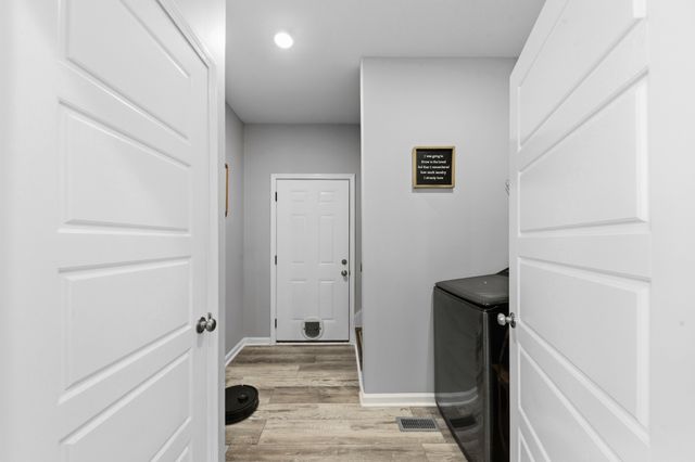 522 Springwater Dr, Summertown, TN 38483