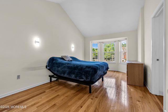 9 Beacon Court 81, Holmdel, NJ 07733