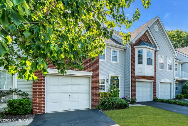 9 Beacon Court 81, Holmdel, NJ 07733