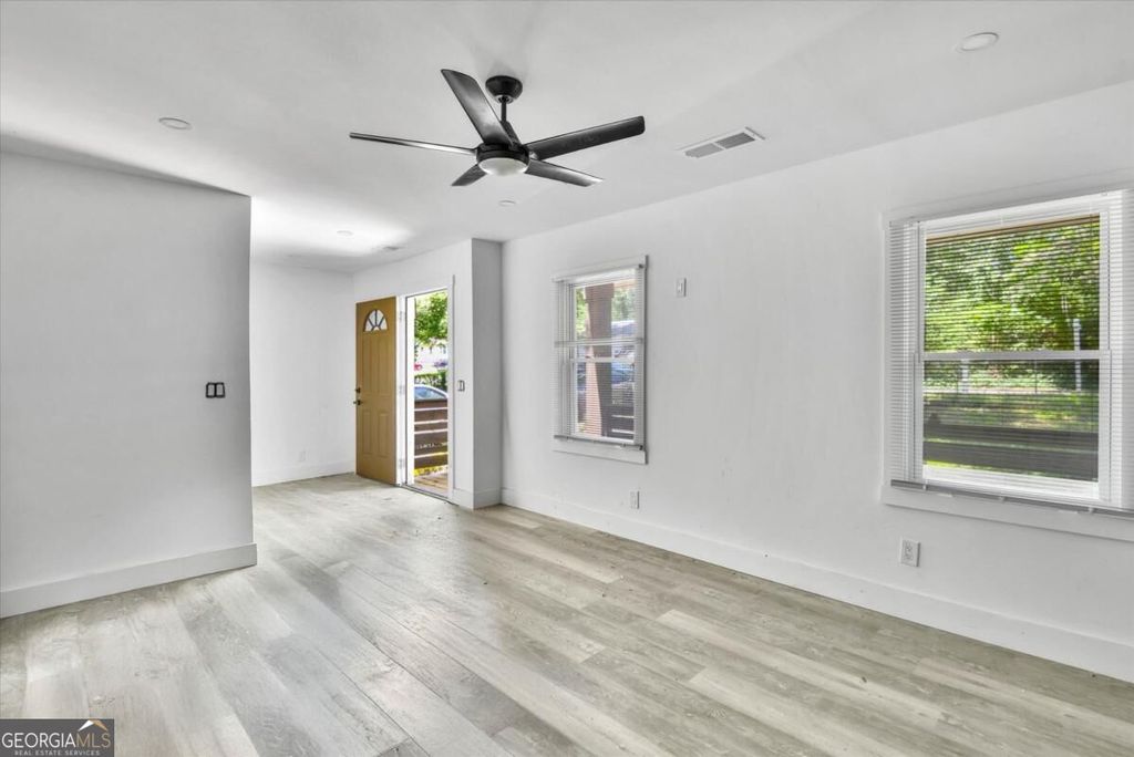 2256 Carey Drive SE, Atlanta, GA 30315 — photo 3