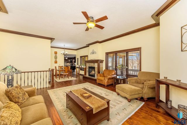 3409 S Jesse James Cir Circle, Sioux Falls, SD 57103