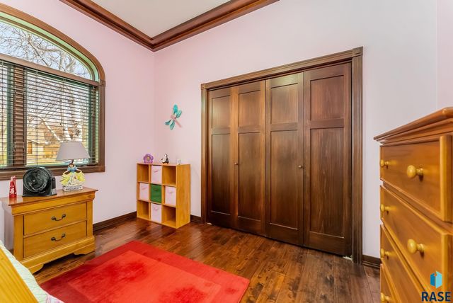 3409 S Jesse James Cir Circle, Sioux Falls, SD 57103