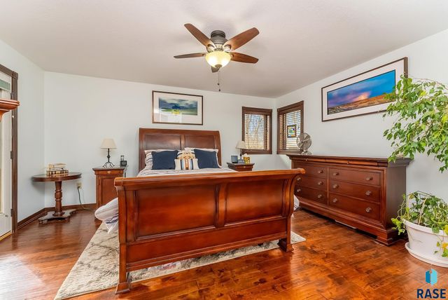 3409 S Jesse James Cir Circle, Sioux Falls, SD 57103