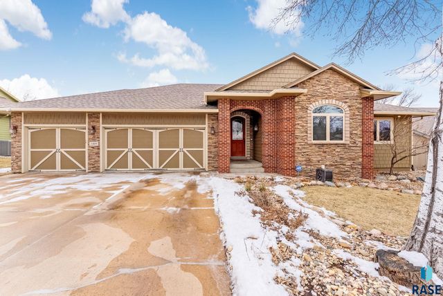 3409 S Jesse James Cir Circle, Sioux Falls, SD 57103