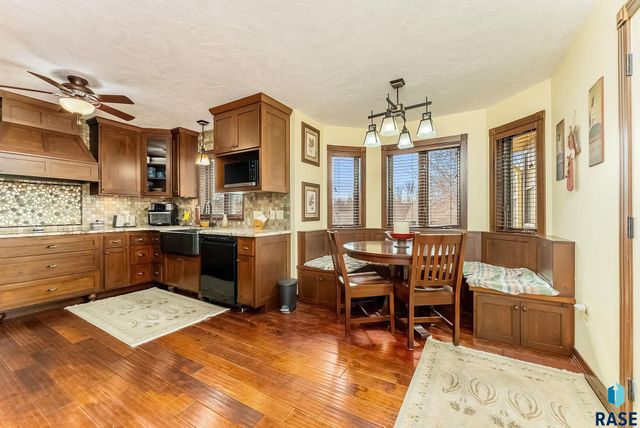 3409 S Jesse James Cir Circle, Sioux Falls, SD 57103