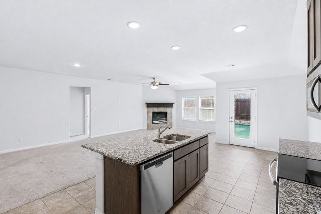 3020 Cliffview Drive, Sanger, TX 76266