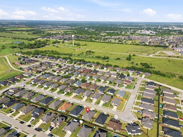 3020 Cliffview Drive, Sanger, TX 76266