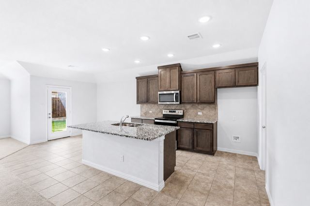 3020 Cliffview Drive, Sanger, TX 76266