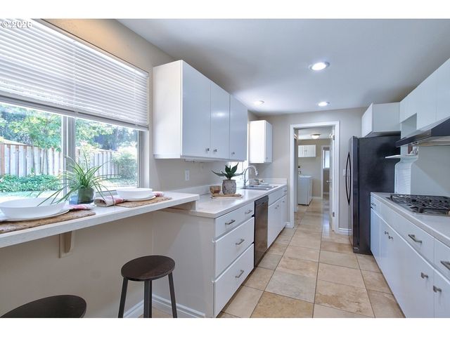 14895 Sw BONNIE BRAE St, Beaverton, OR 97007