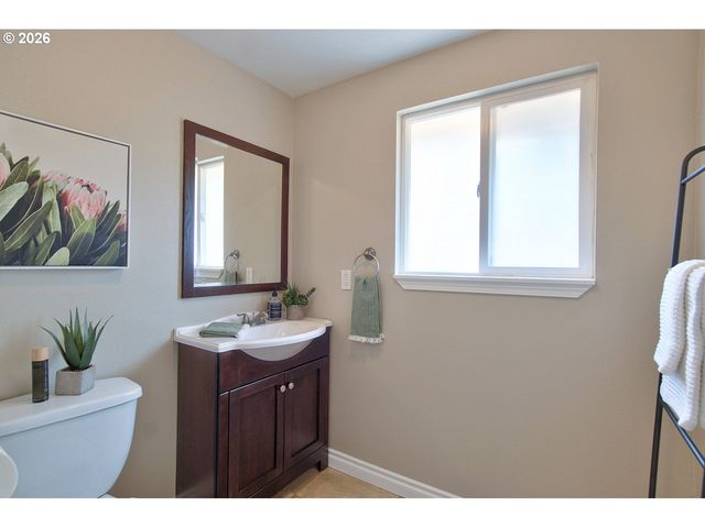 14895 Sw BONNIE BRAE St, Beaverton, OR 97007