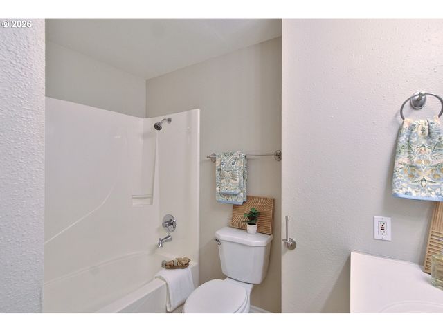 14895 Sw BONNIE BRAE St, Beaverton, OR 97007