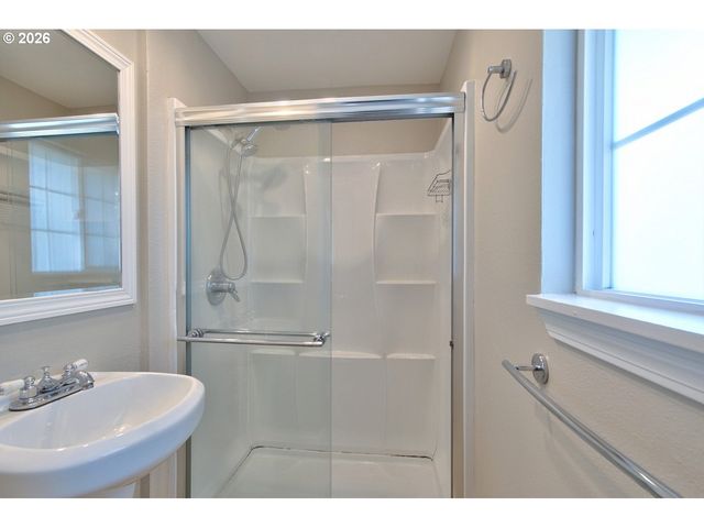 14895 Sw BONNIE BRAE St, Beaverton, OR 97007