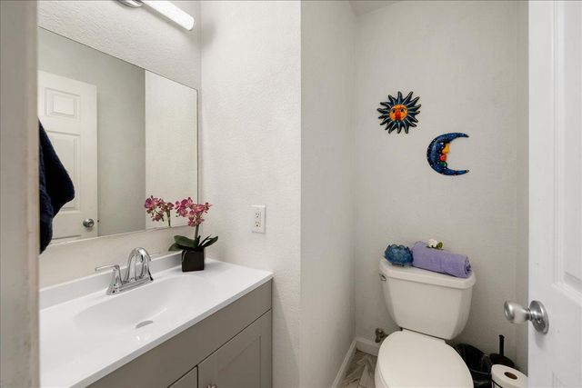 3767 Fairway Dr, Cameron Park, CA 95682