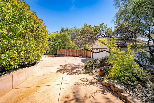 3767 Fairway Dr, Cameron Park, CA 95682