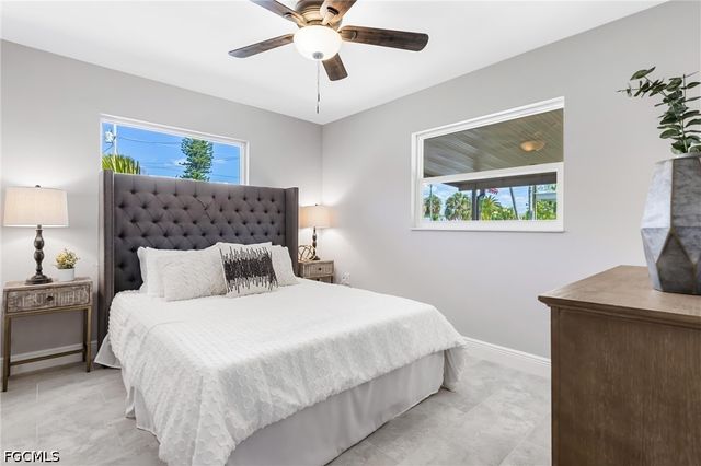 1003 April LN, North Fort Myers, FL 33903
