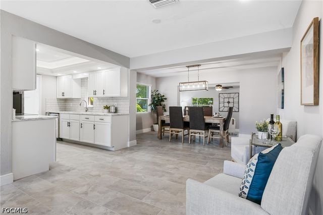 1003 April LN, North Fort Myers, FL 33903