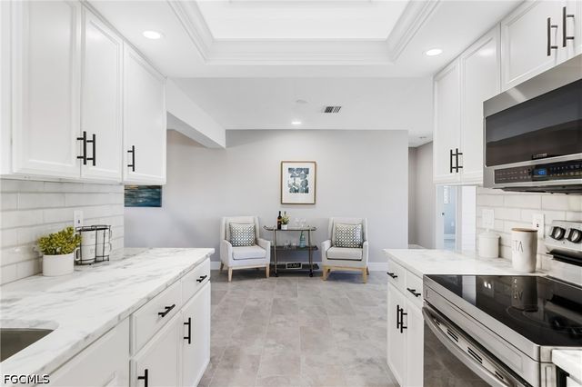 1003 April LN, North Fort Myers, FL 33903