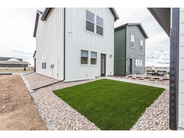 928 Trumpet Ln, Windsor, CO 80550