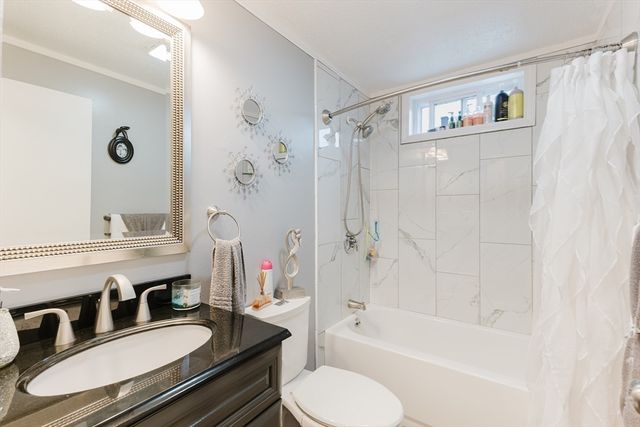 3 Canterberry St, New Bedford, MA 02746